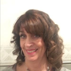 Meet your Posher, Joan